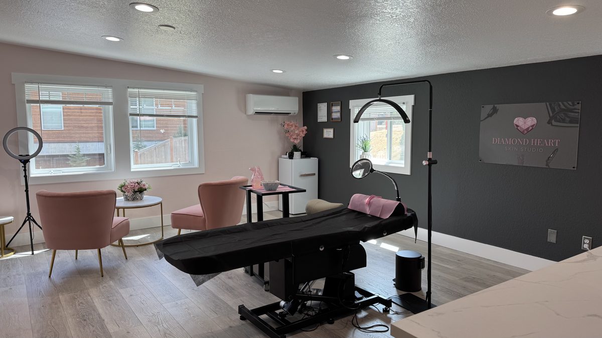 Diamond Heart Skin Studio interior